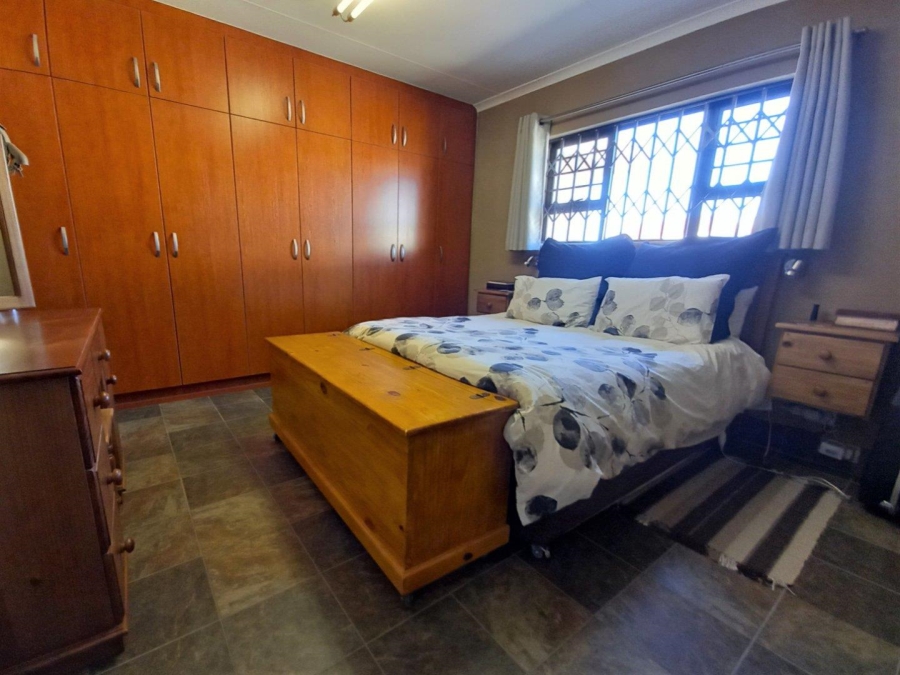 2 Bedroom Property for Sale in Humansdorp Eastern Cape